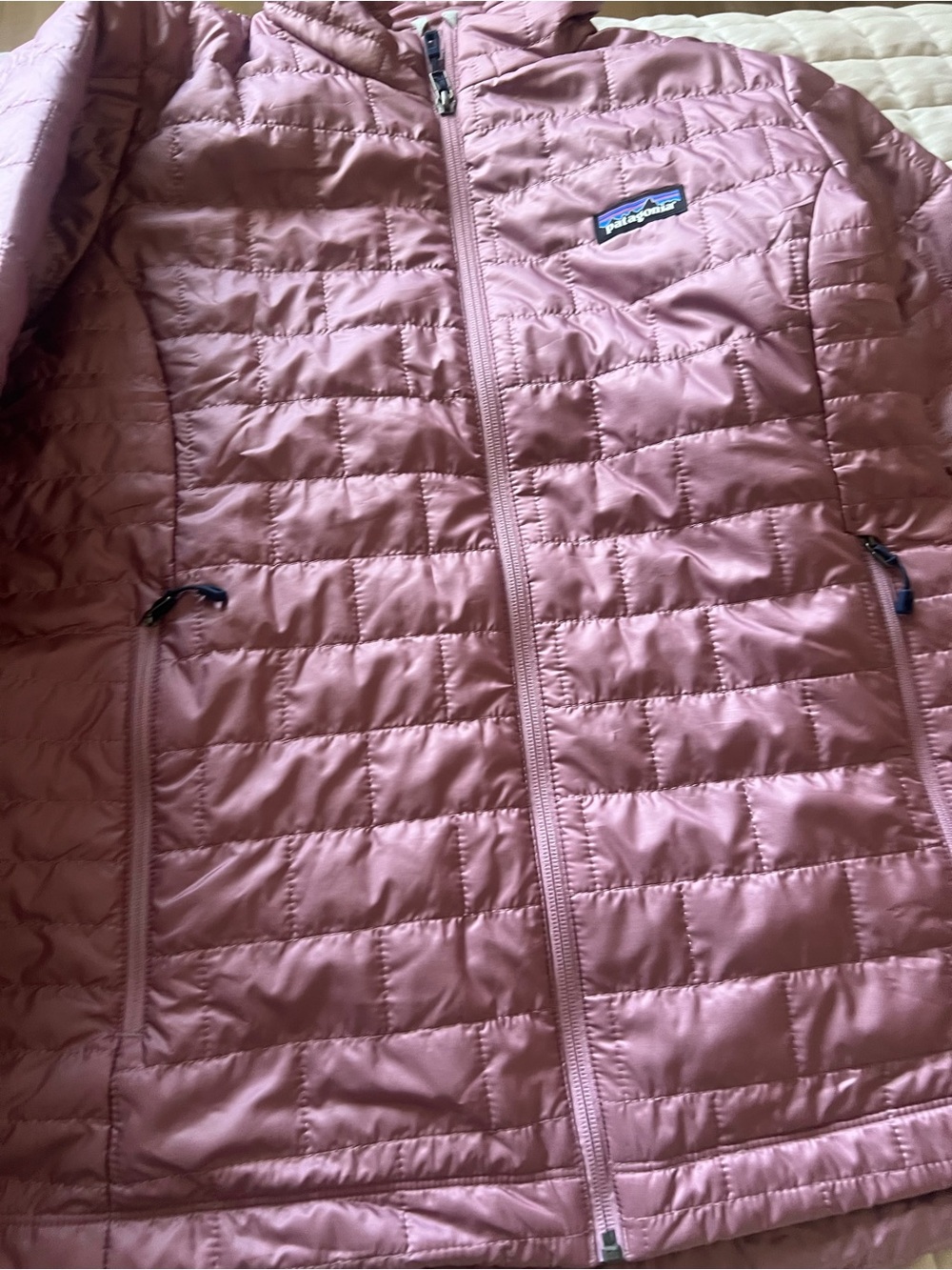Patagonia Woman’s Puff Jacket - Dusty Pink
